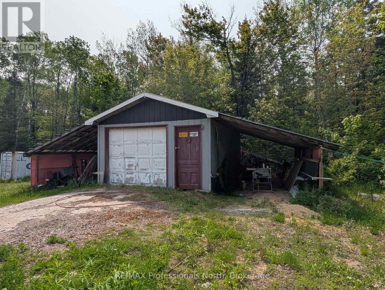 1408 PEARCELEY ROAD - 25