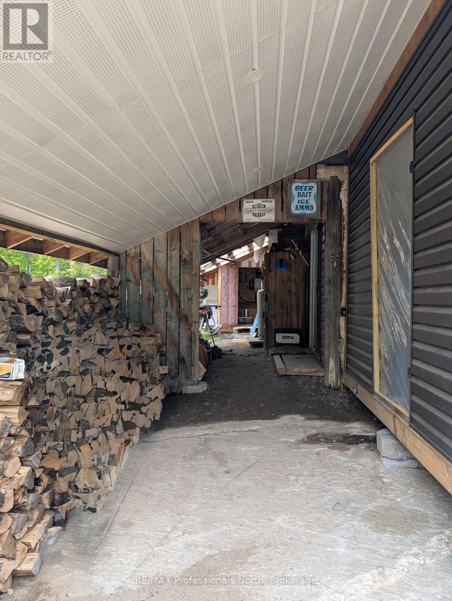 1408 PEARCELEY ROAD - 4