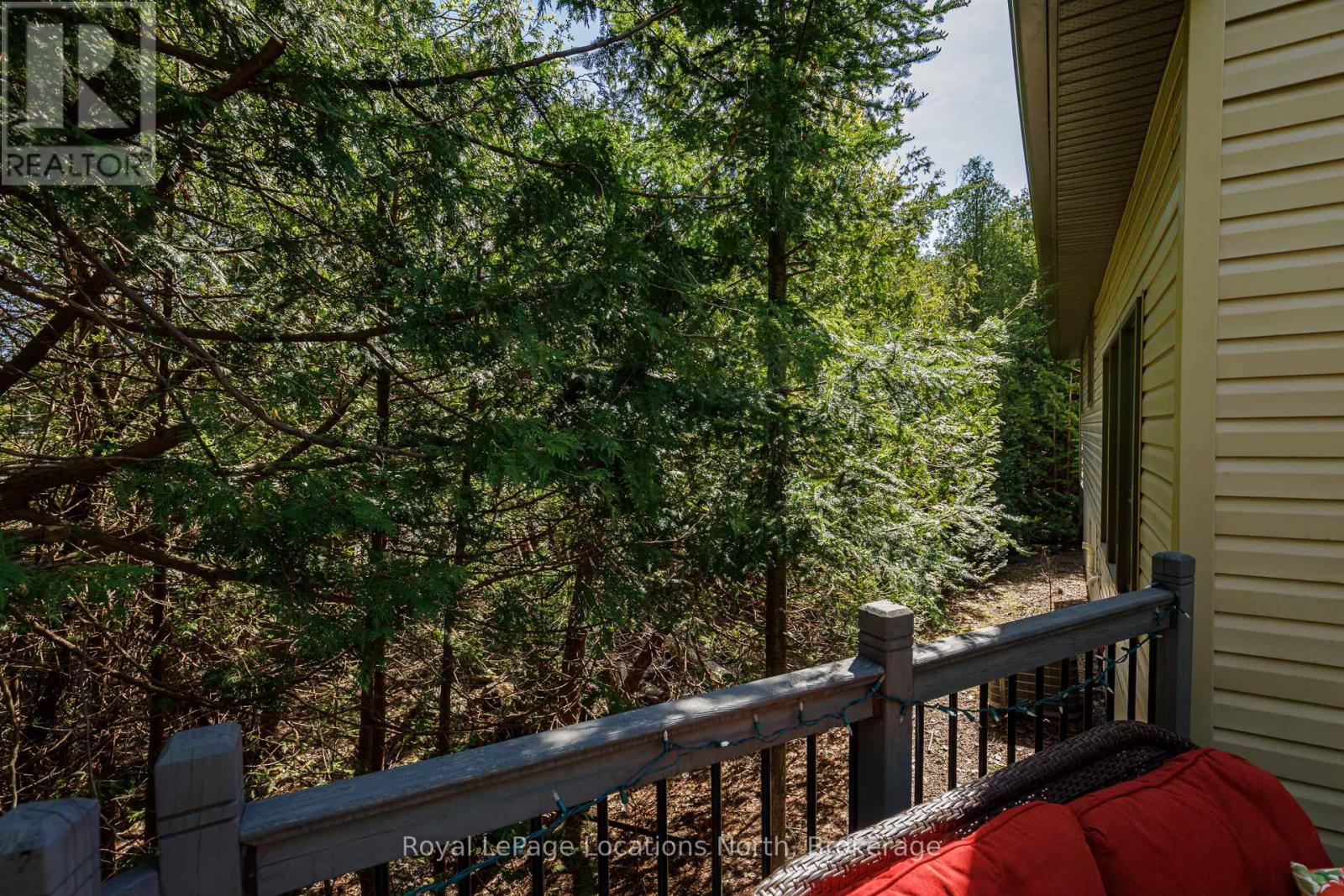 105 WOODLAND PARK ROAD - 44