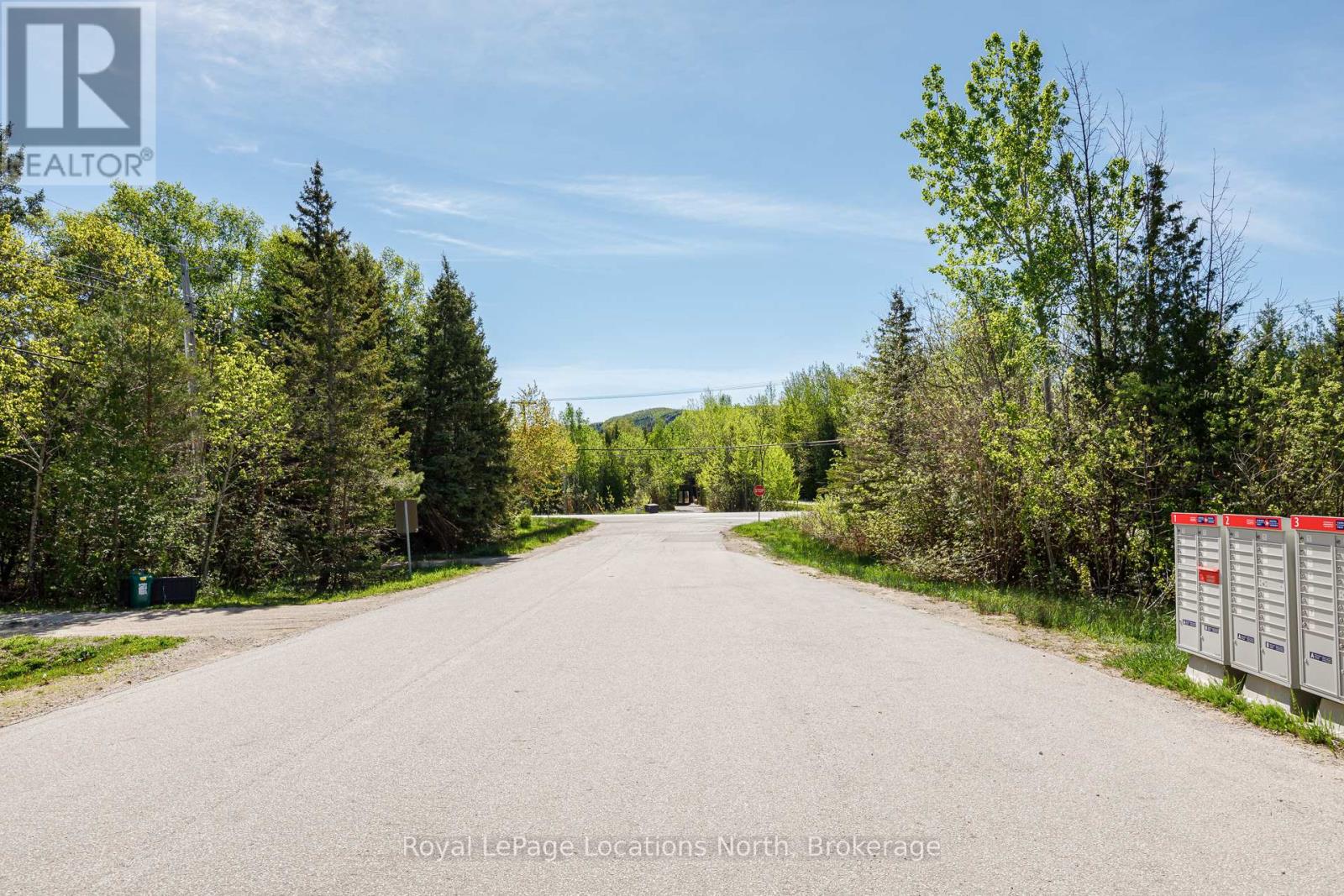 105 WOODLAND PARK ROAD - 46