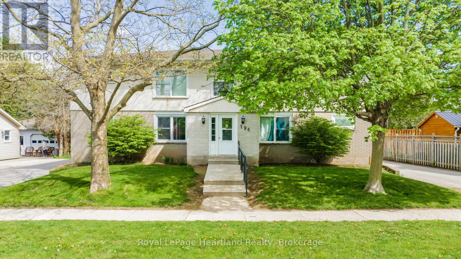 194 BENNETT STREET W - 1