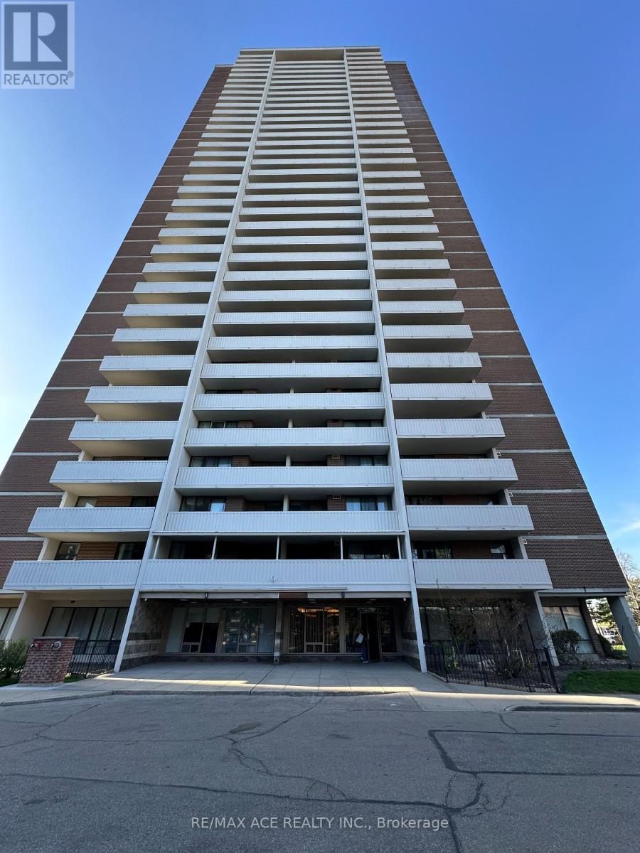 #1504 10 TANGREEN COURT - 1