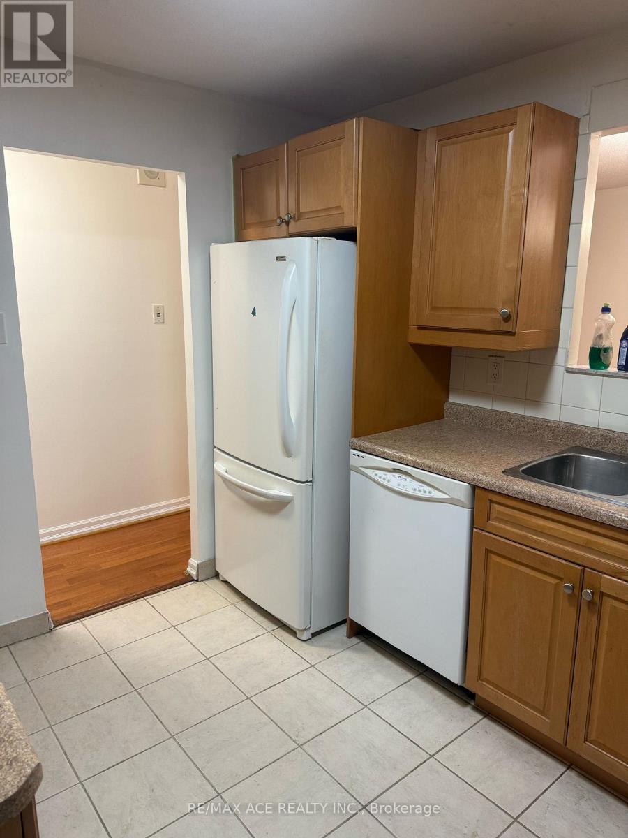 #1504 10 TANGREEN COURT - 11