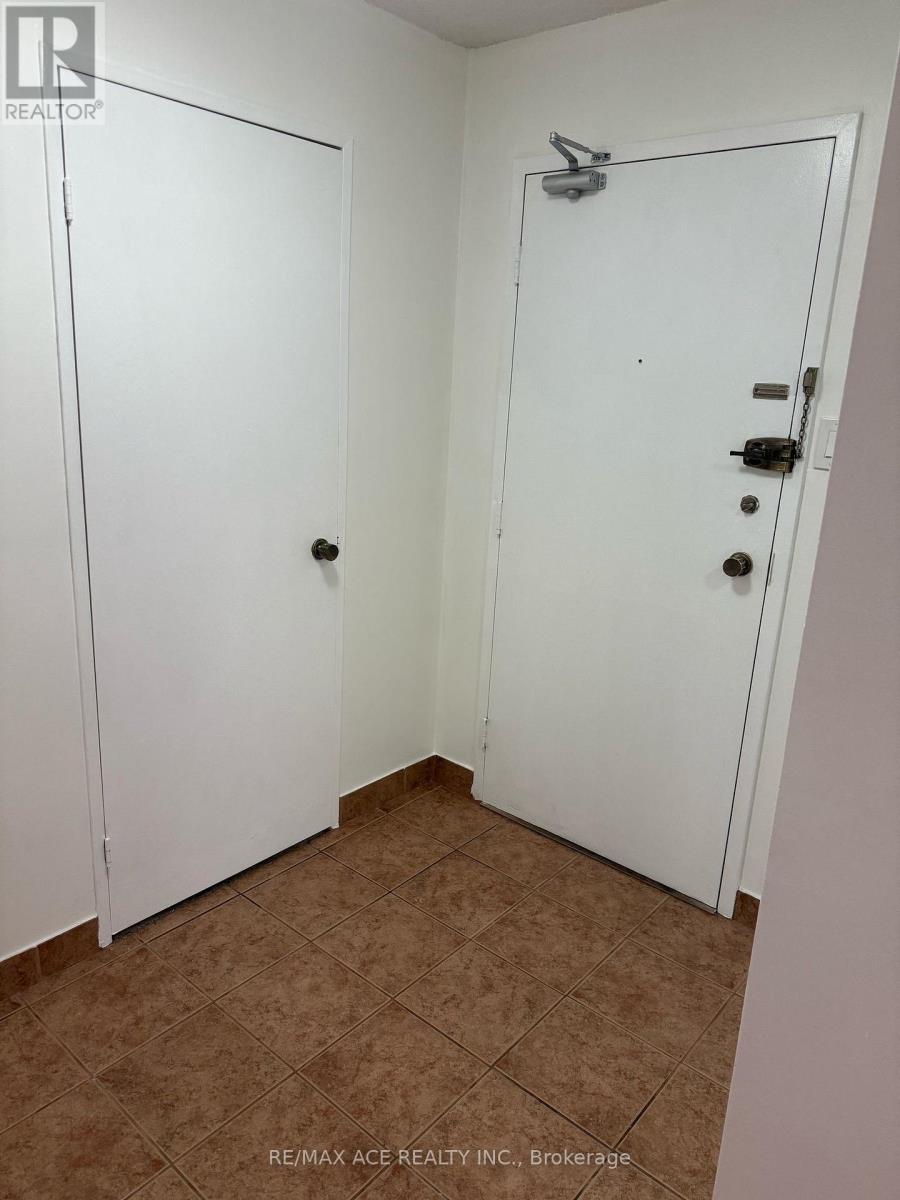 #1504 10 TANGREEN COURT - 6