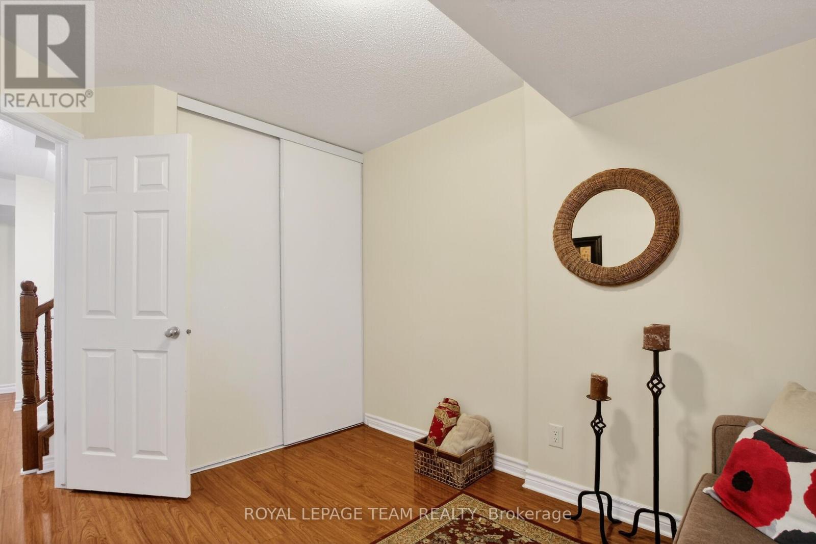 130A LINDENSHADE DRIVE - 22