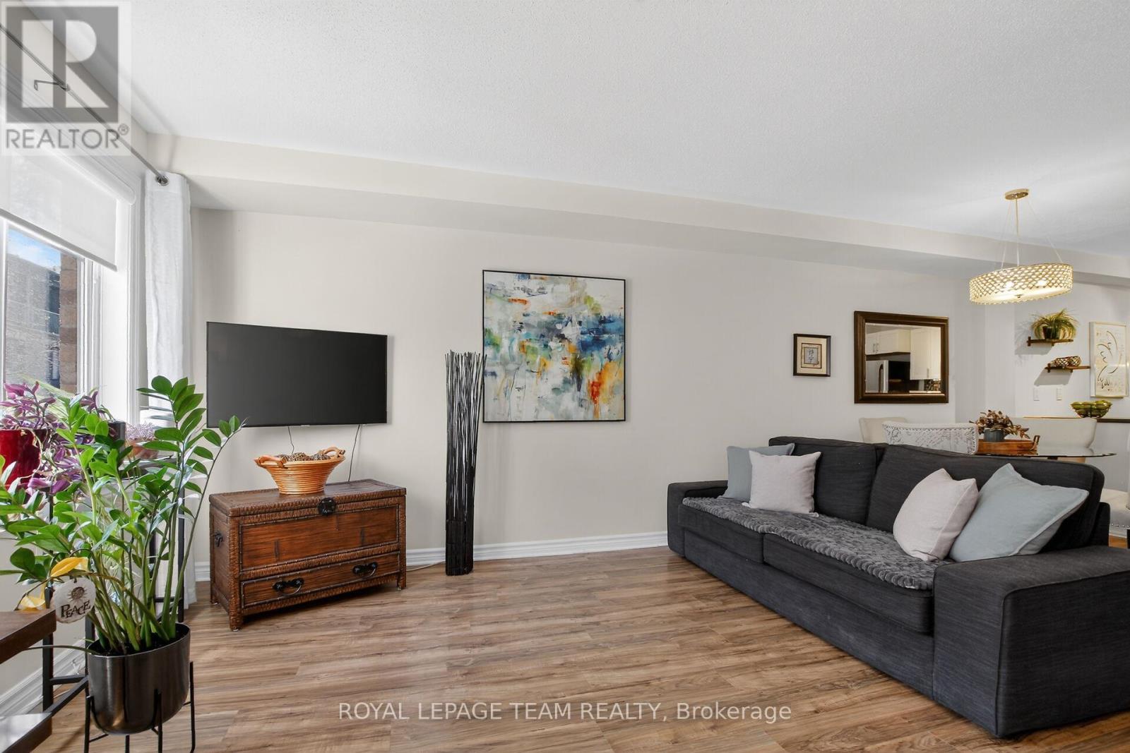 130A LINDENSHADE DRIVE - 8