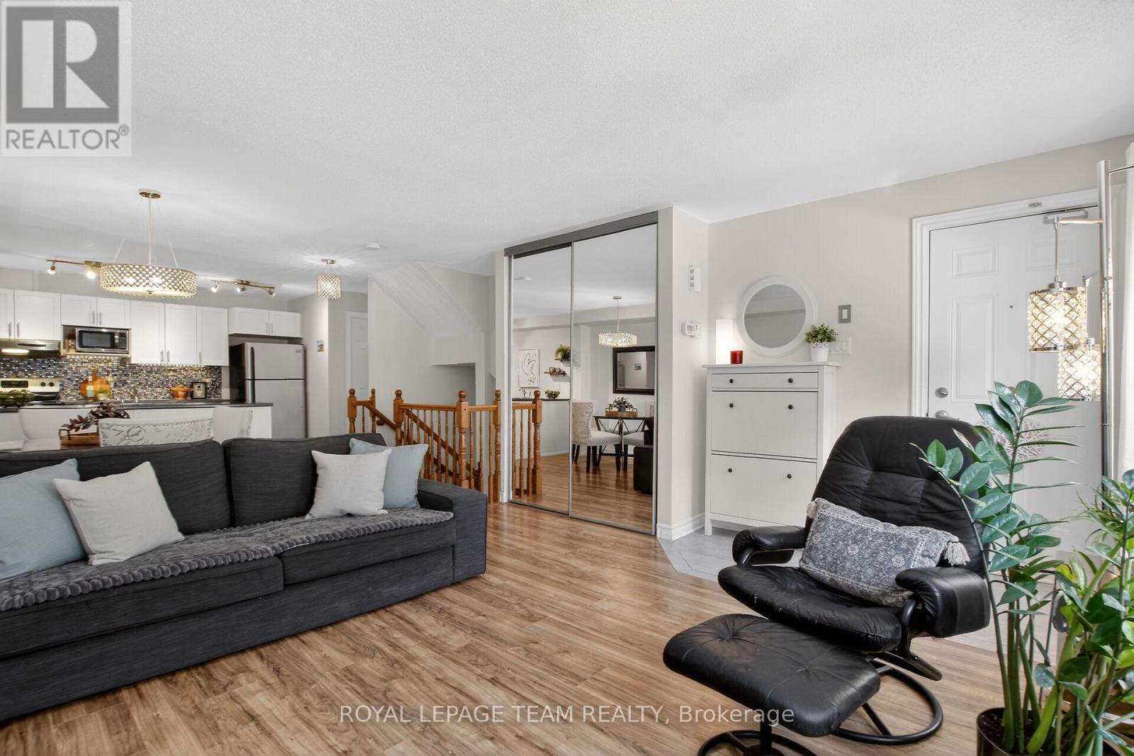130A LINDENSHADE DRIVE - 7