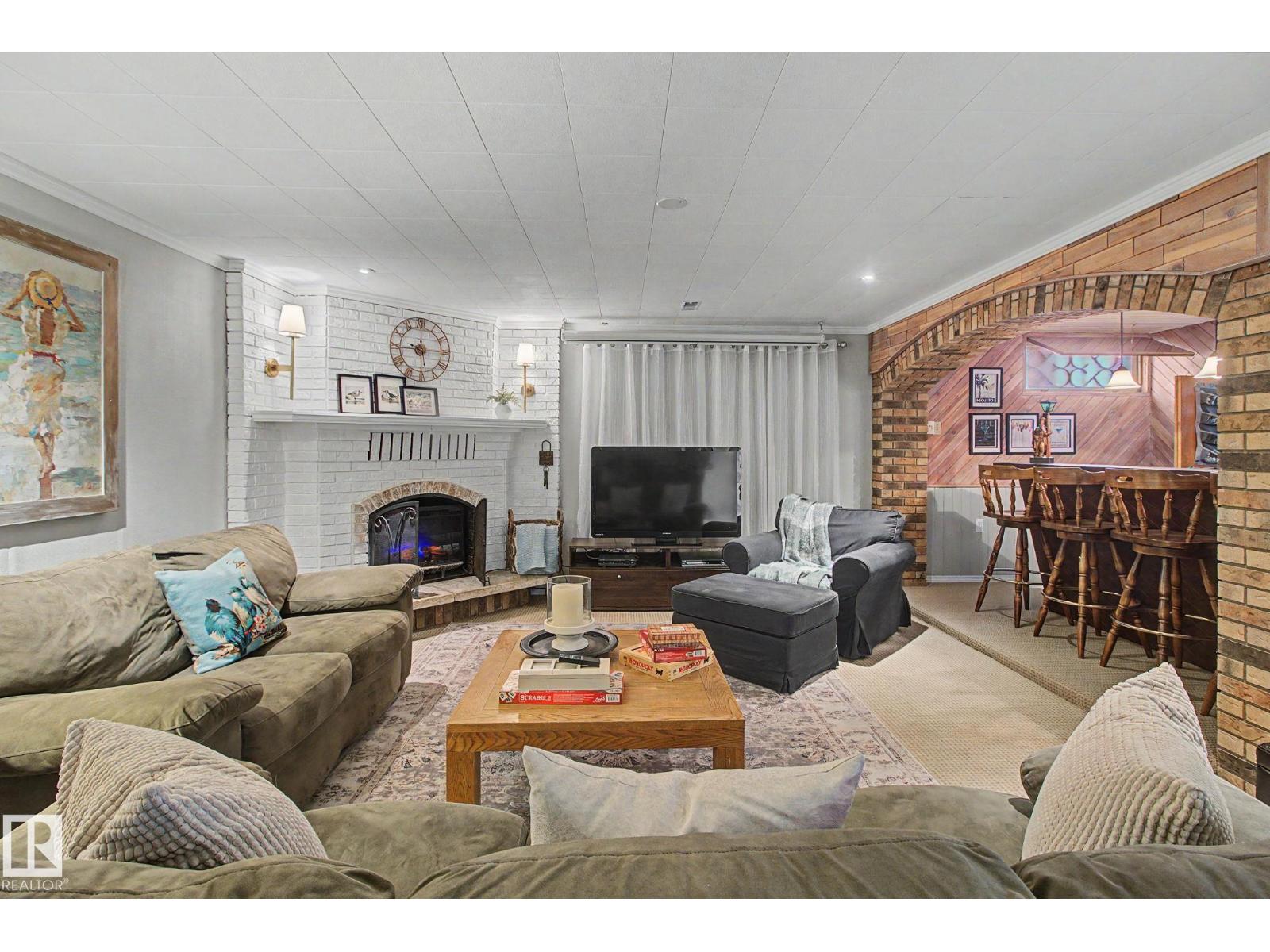 11918 43 ST NW - 27