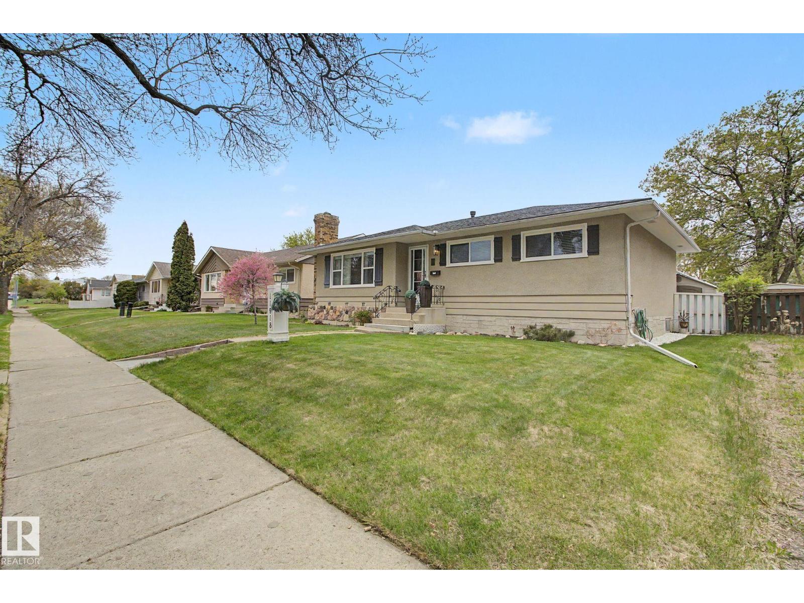 11918 43 ST NW - Image 3