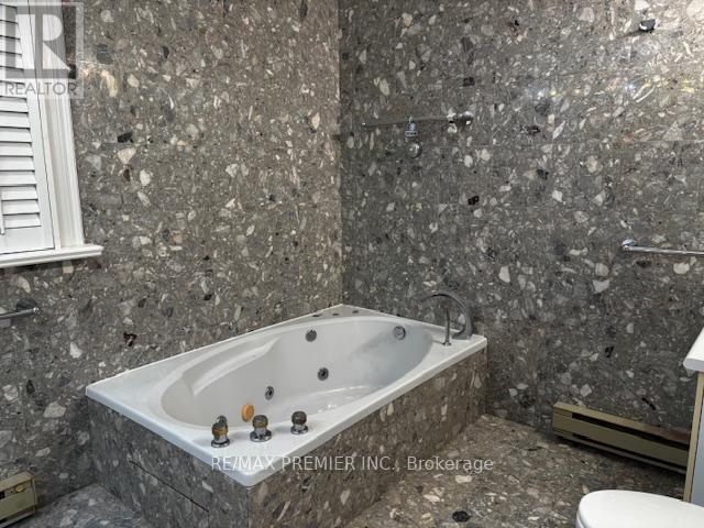 66 LAURELEAF ROAD - 11