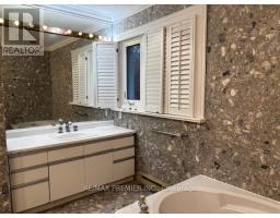 66 Laureleaf Road, Markham, ON L3T2Y1 Photo 12