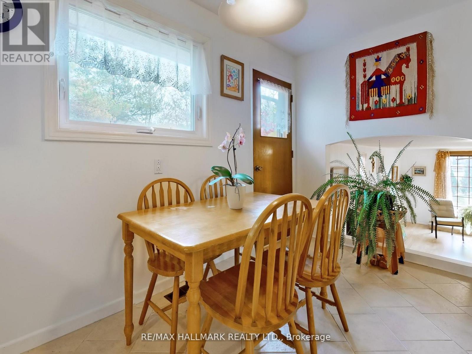 5193 AURORA ROAD - 12