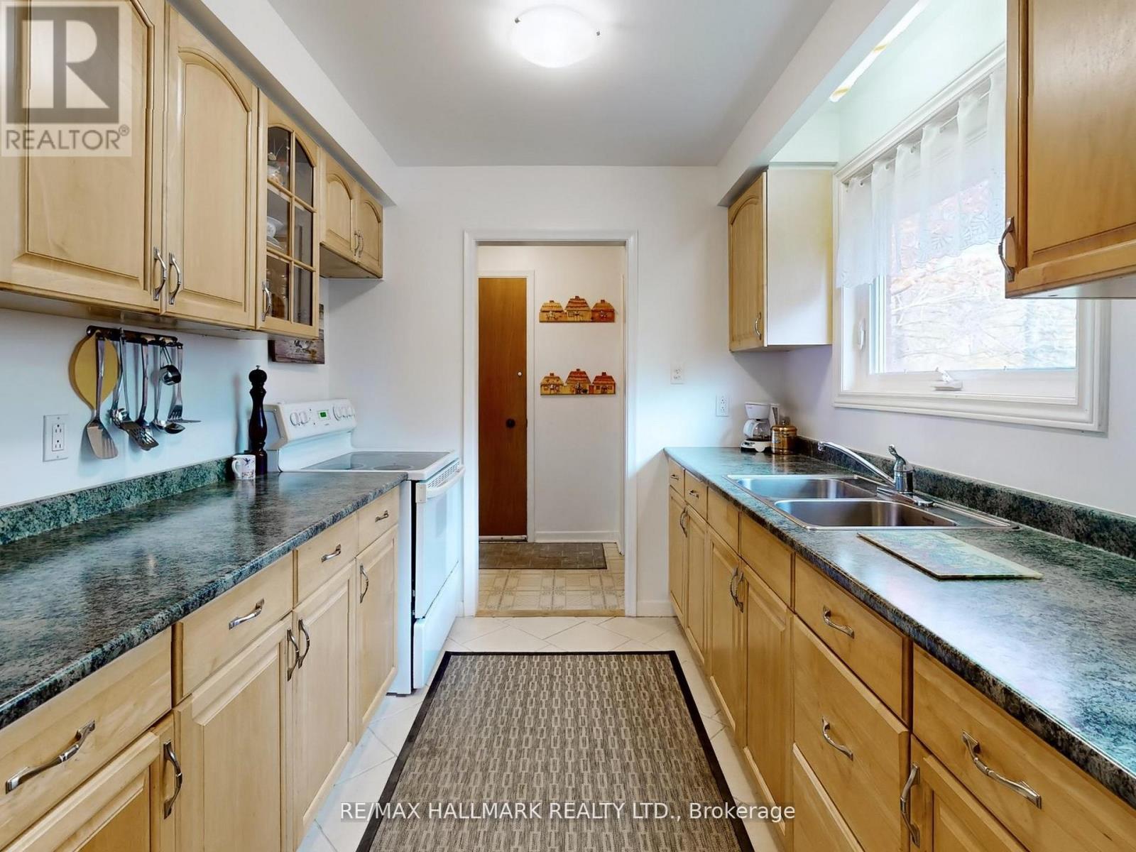 5193 AURORA ROAD - 15