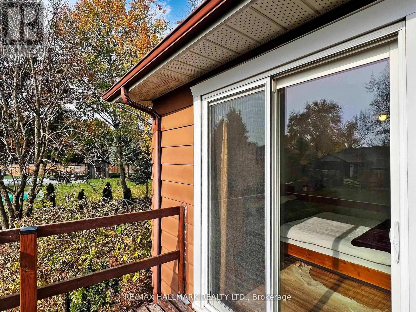 5193 AURORA ROAD - 18
