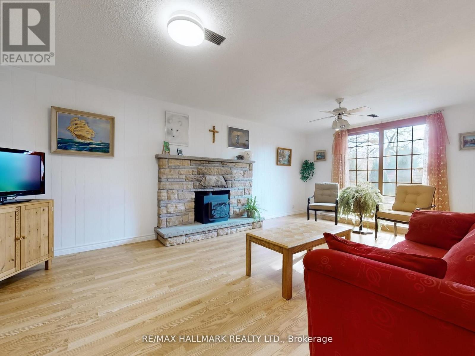 5193 AURORA ROAD - 25