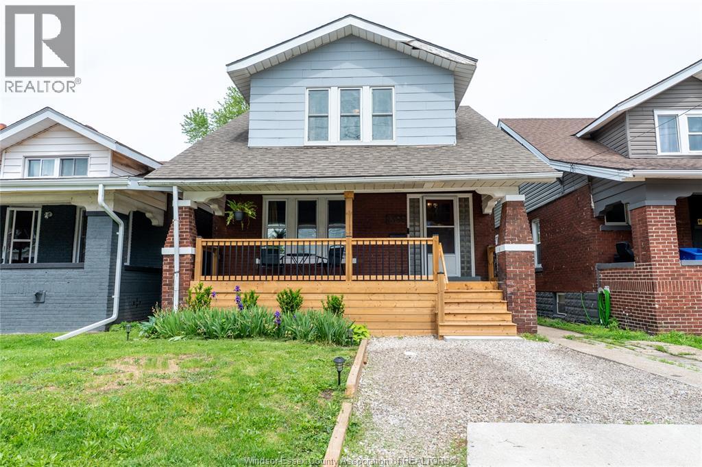 1366 Dufferin PLACE, Windsor, Ontario, N8X3K1 — Photo 2