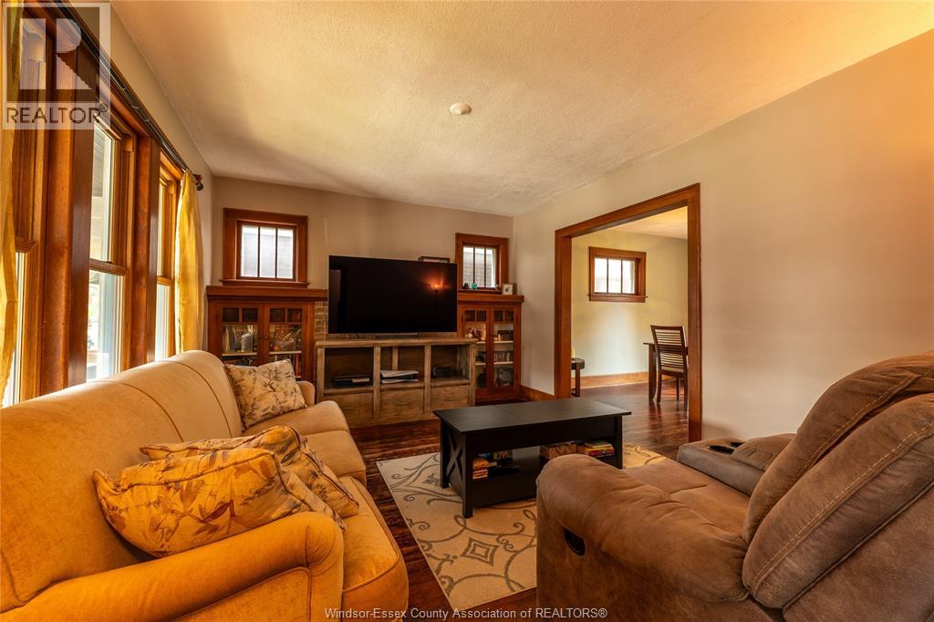 1366 Dufferin PLACE - 4