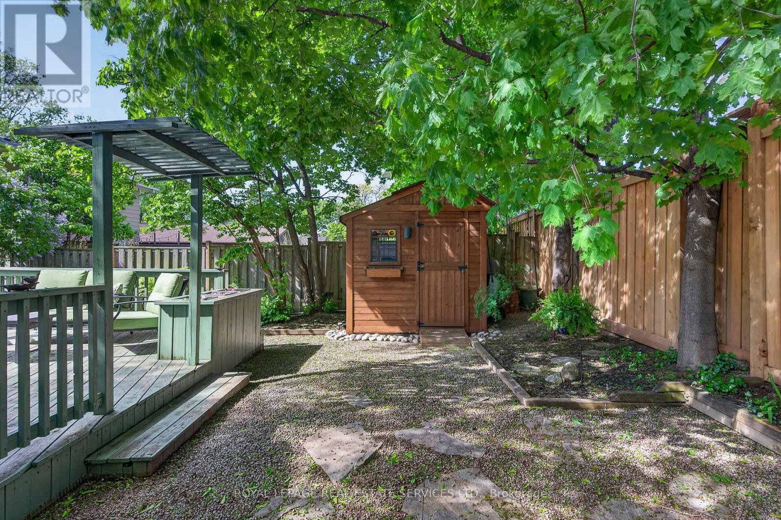 141 OAKDALE DRIVE - 44