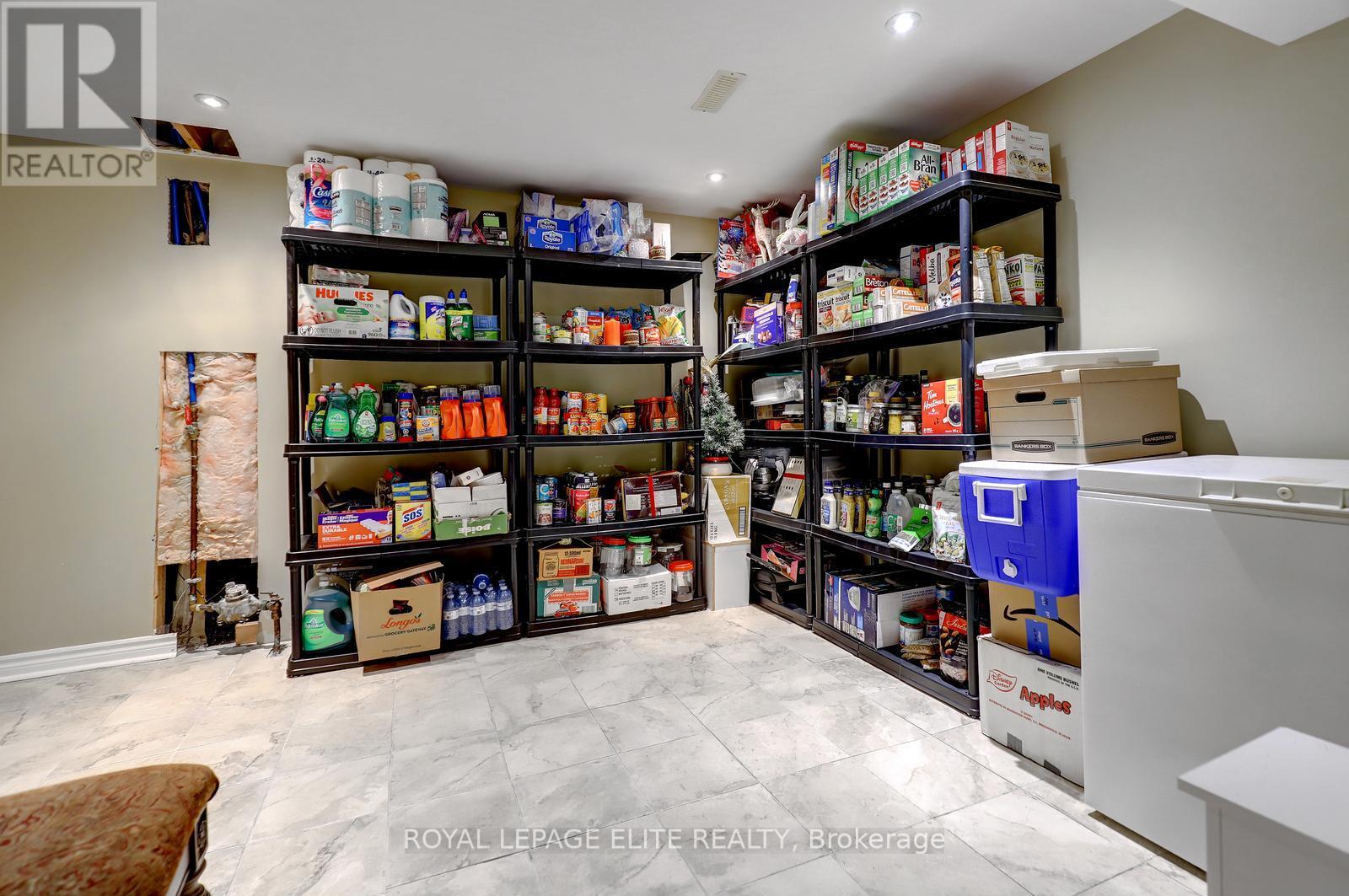 1094 HEPBURN ROAD - 42