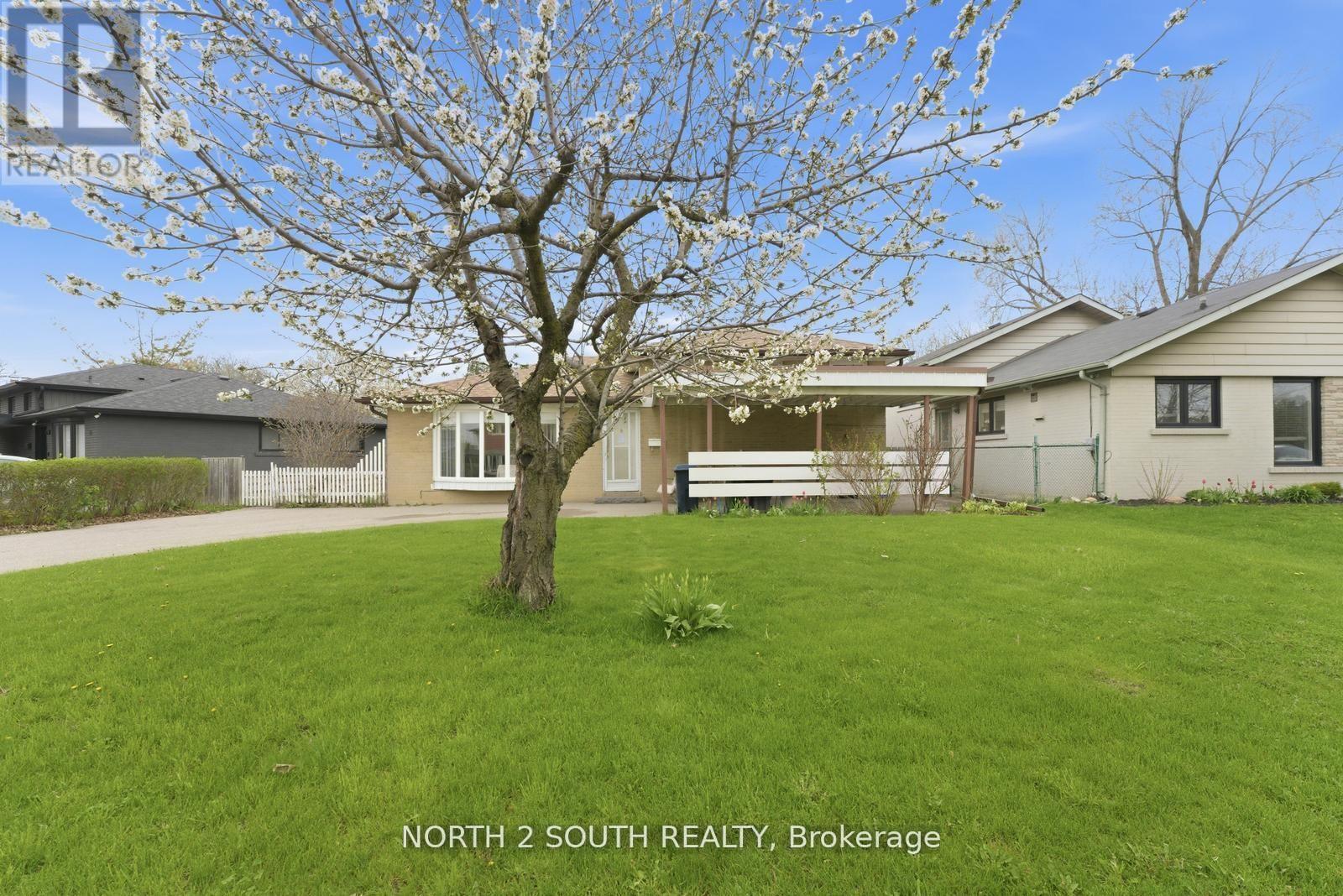24 VANDERBRENT CRESCENT - Image 2