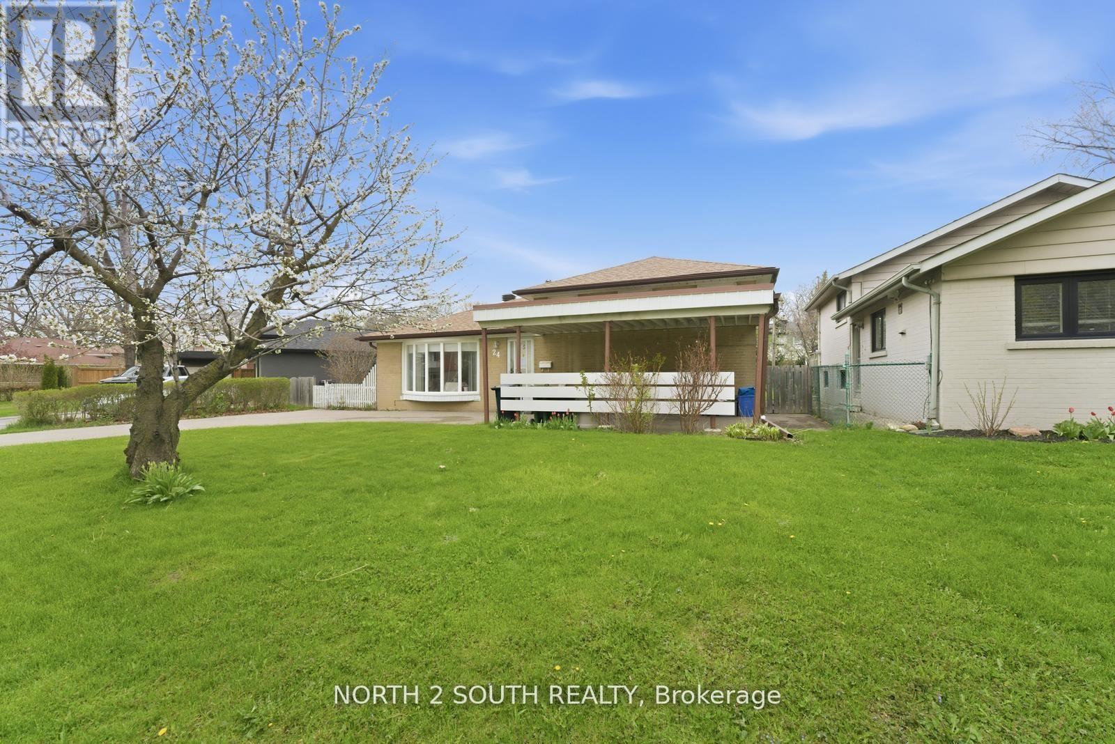24 VANDERBRENT CRESCENT - 3