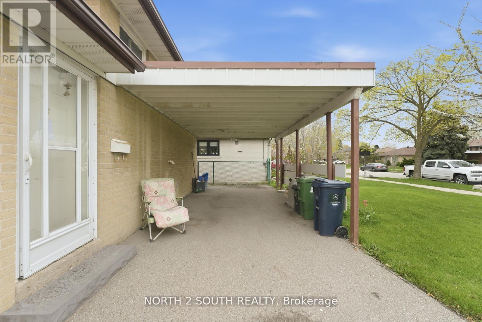 24 VANDERBRENT CRESCENT - 6