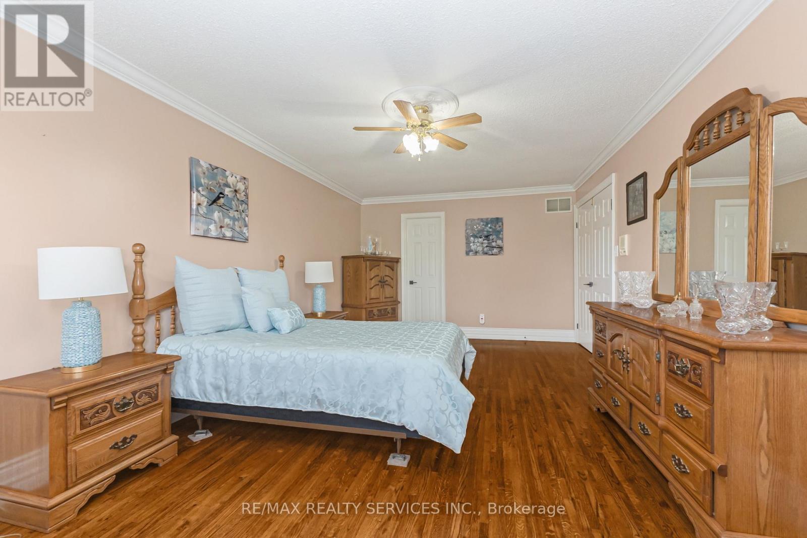 29 CHESTNUT AVENUE - 27