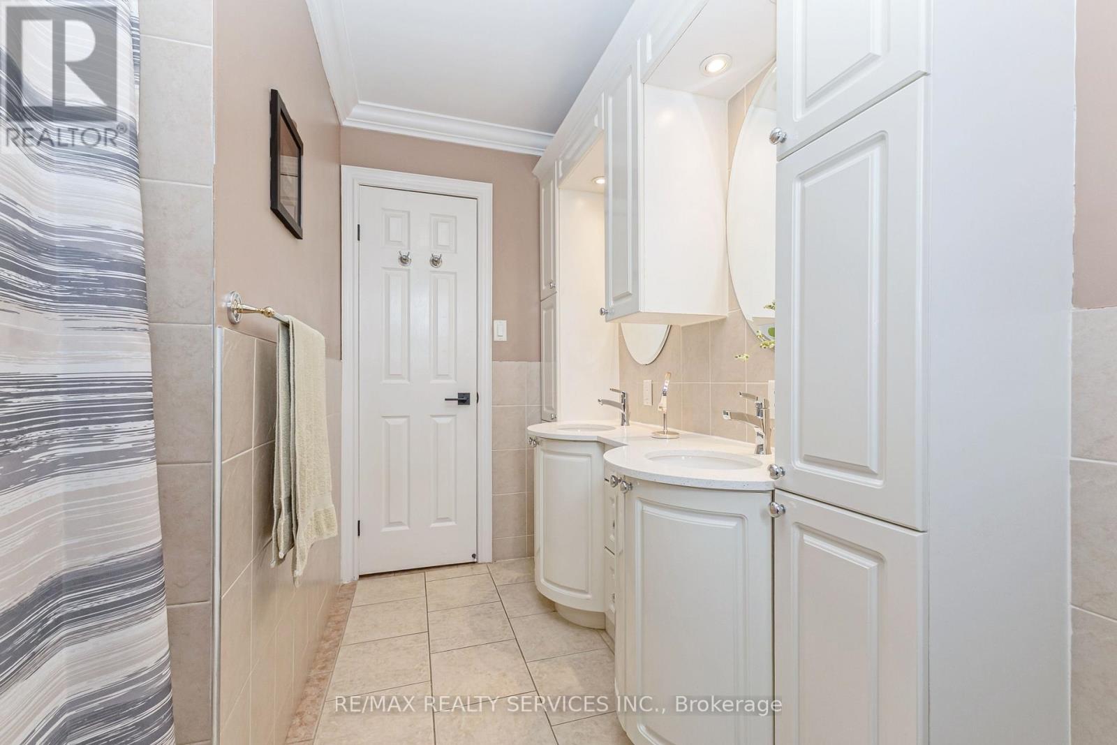 29 CHESTNUT AVENUE - 35