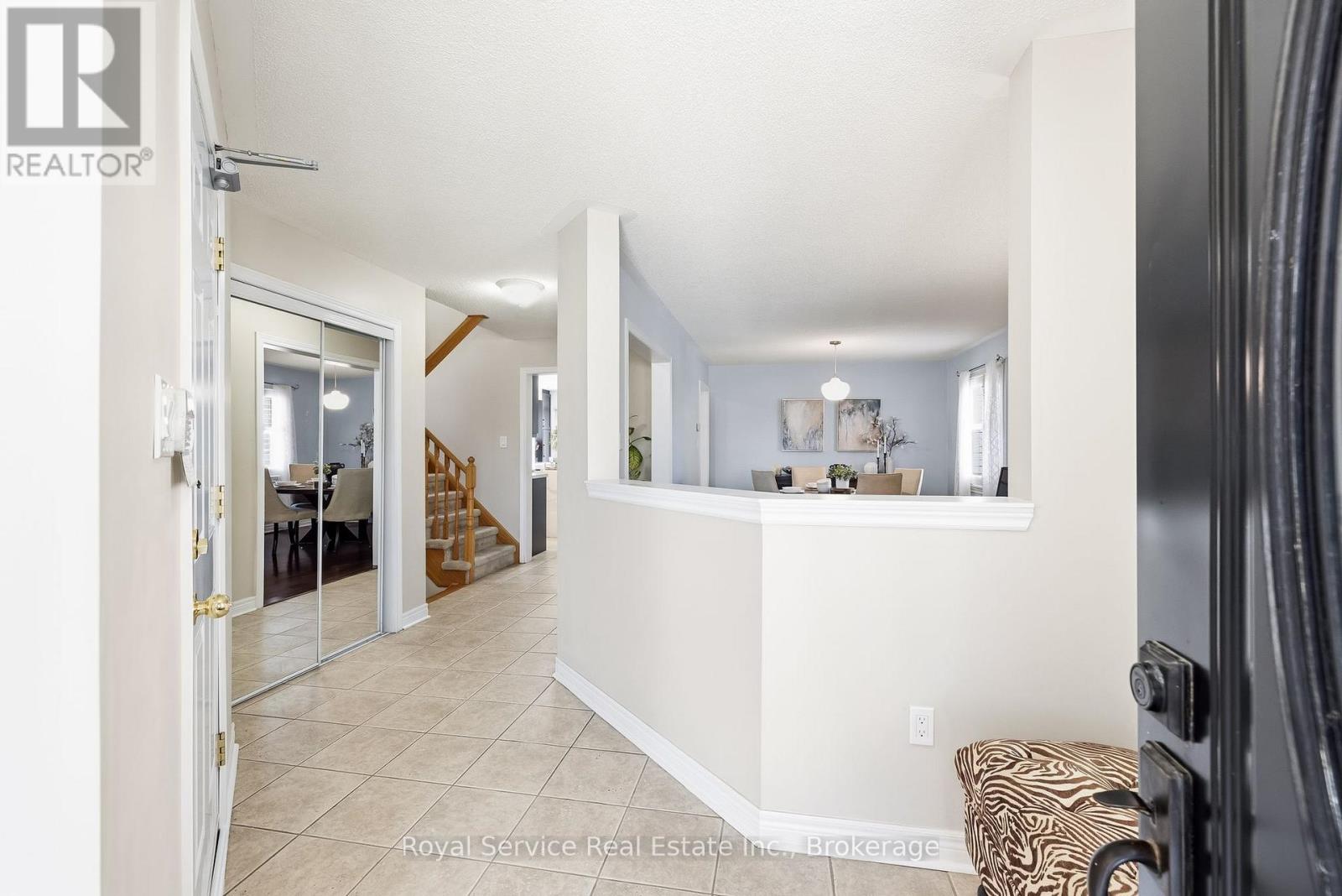 101 RICH CRESCENT - Image 3