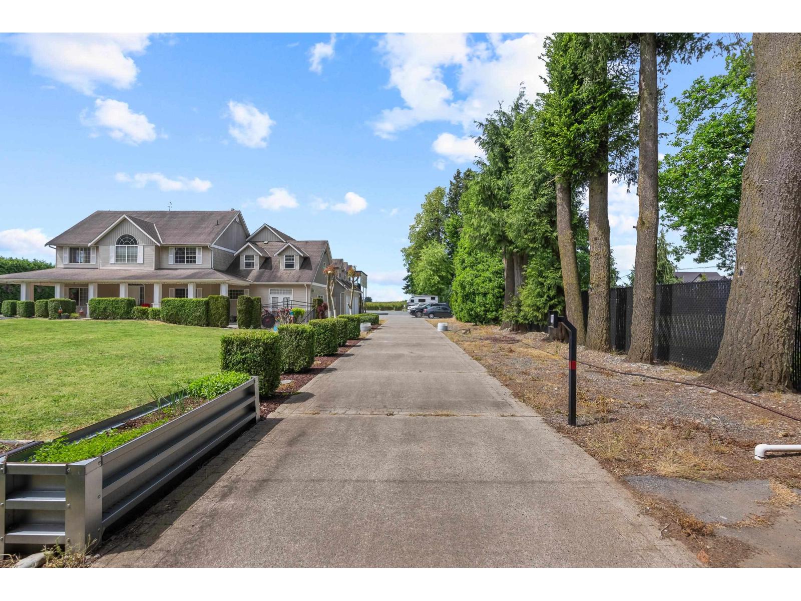 1189 GLADWIN ROAD, Abbotsford