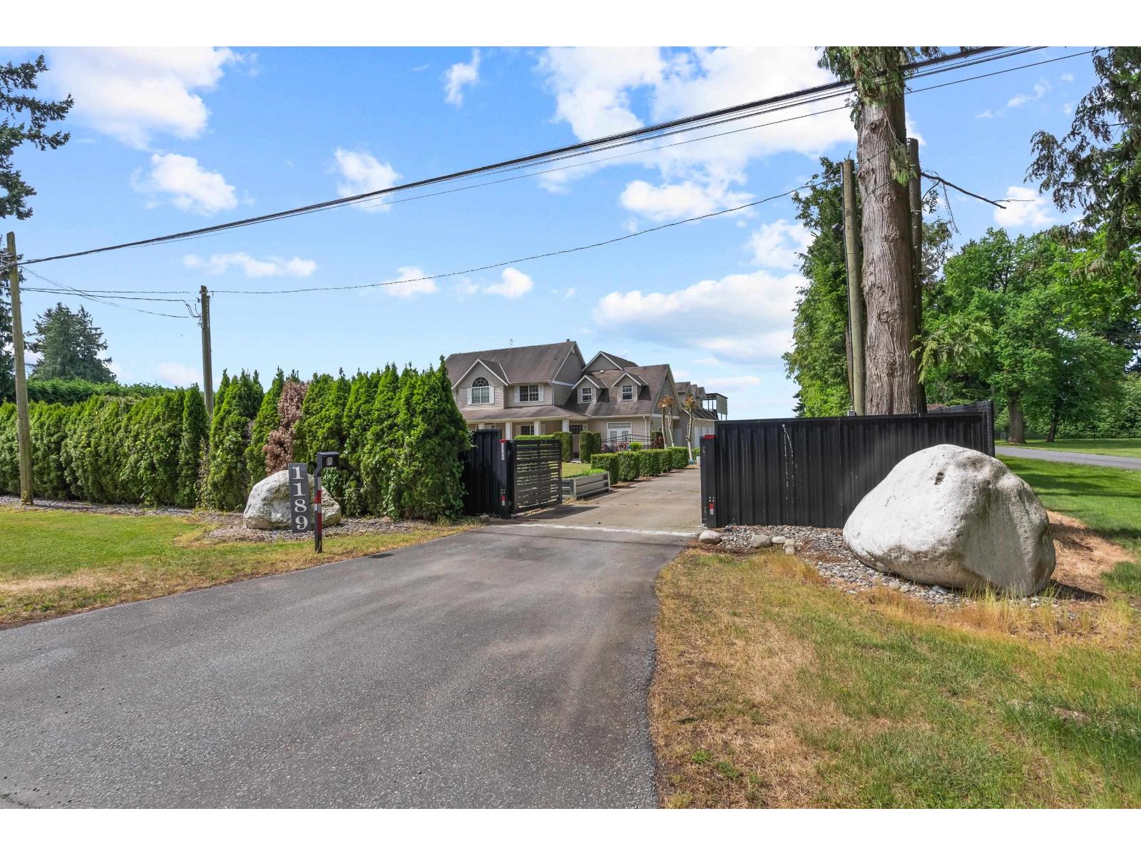1189 GLADWIN ROAD, Abbotsford