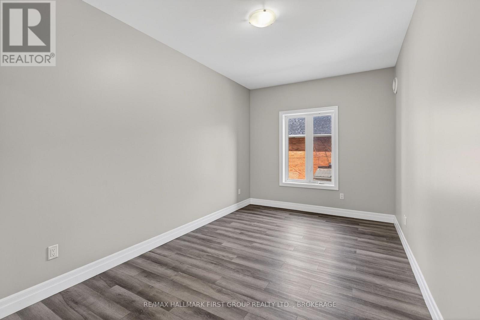 #217 501 FRONTENAC STREET - 16