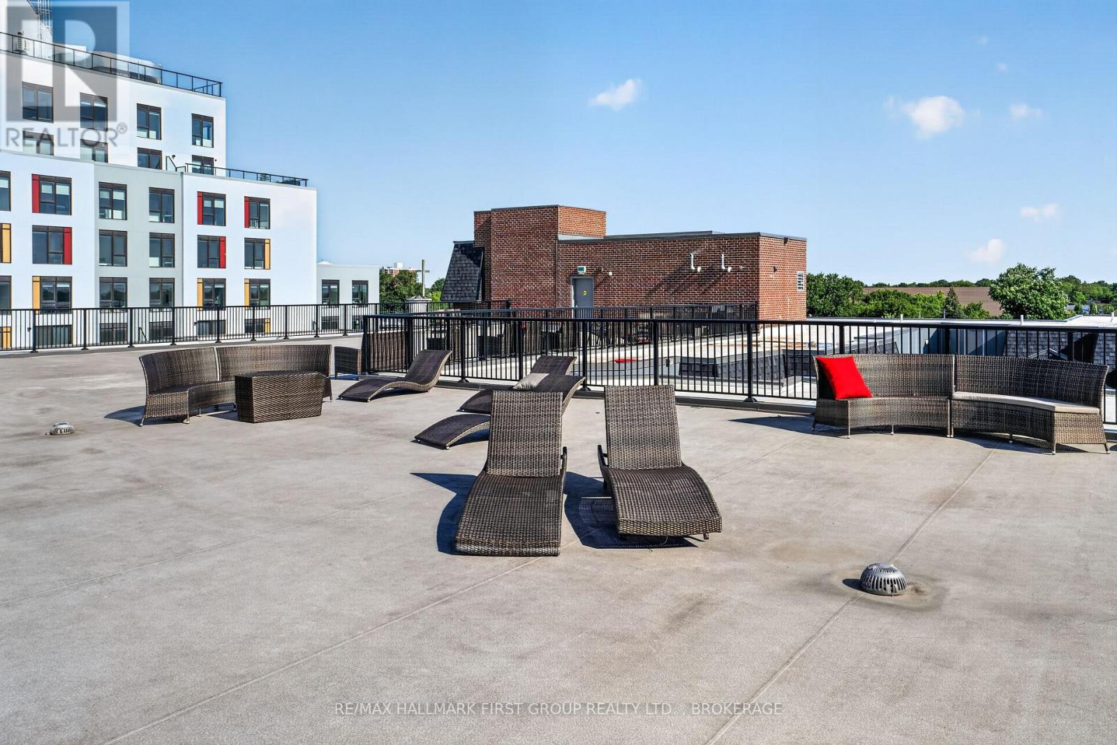 #217 501 FRONTENAC STREET - 30