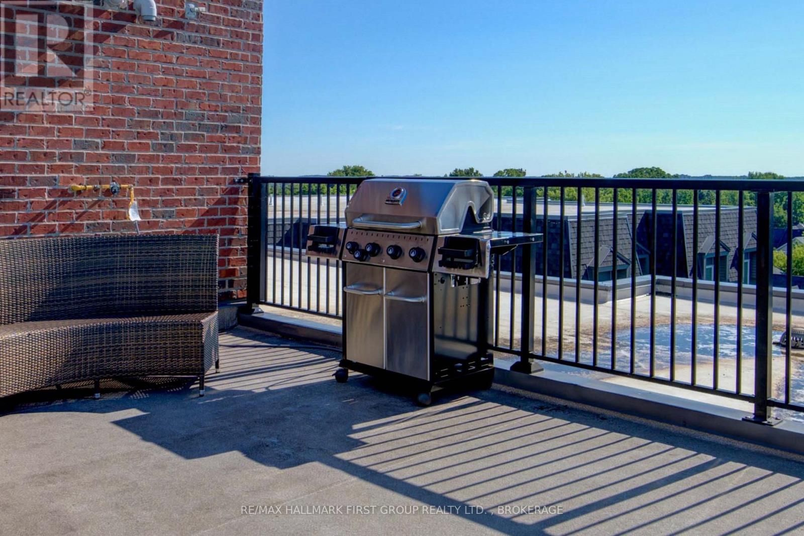 #217 501 FRONTENAC STREET - 31