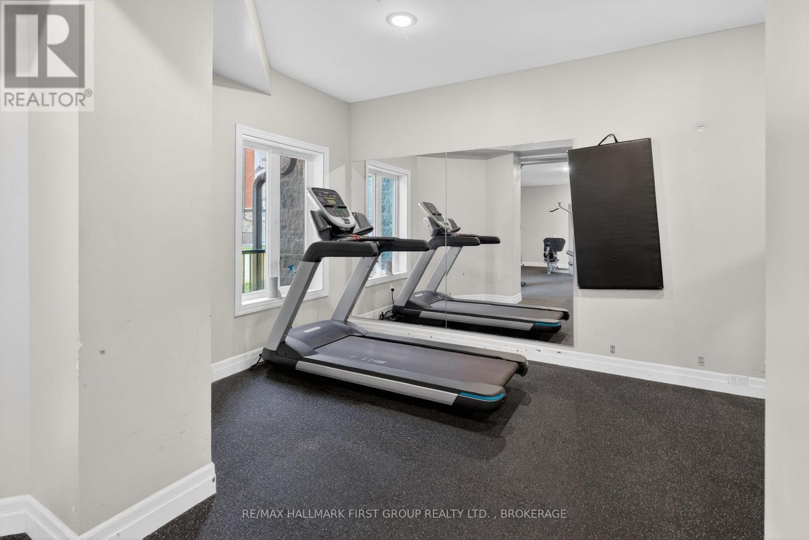 #217 501 FRONTENAC STREET - 33