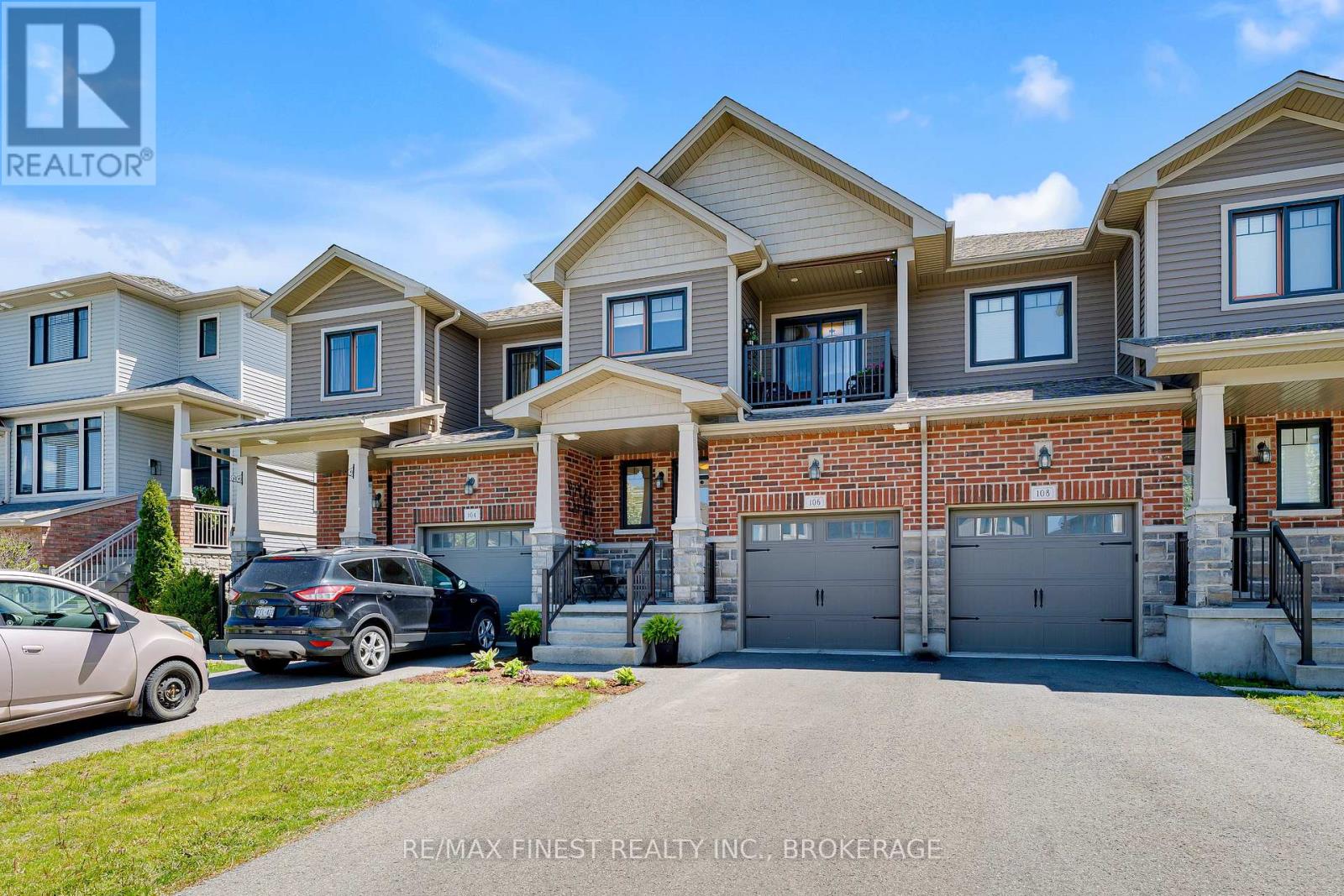 106 DR RICHARD JAMES CRESCENT - 1