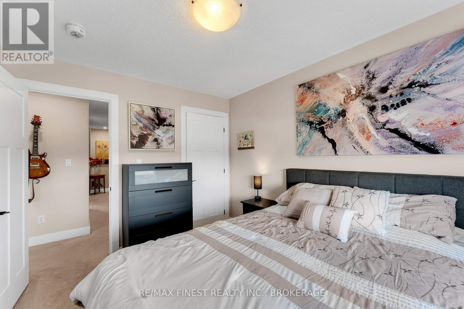 106 DR RICHARD JAMES CRESCENT - 28