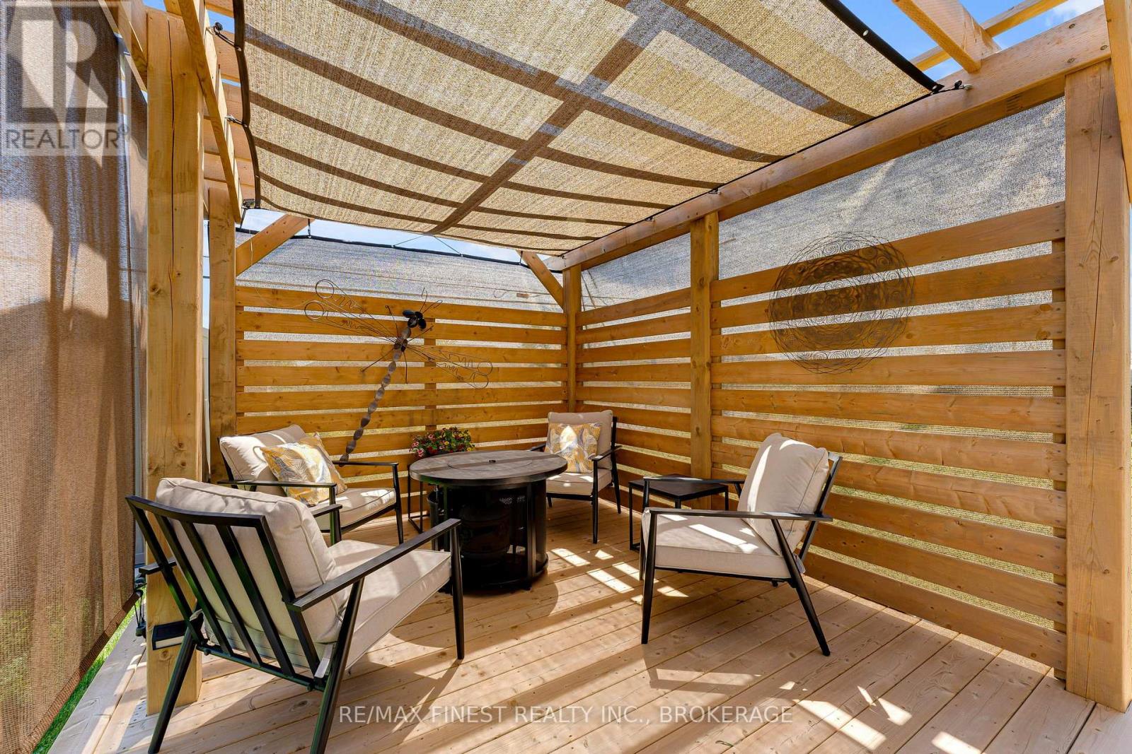 106 DR RICHARD JAMES CRESCENT - 40