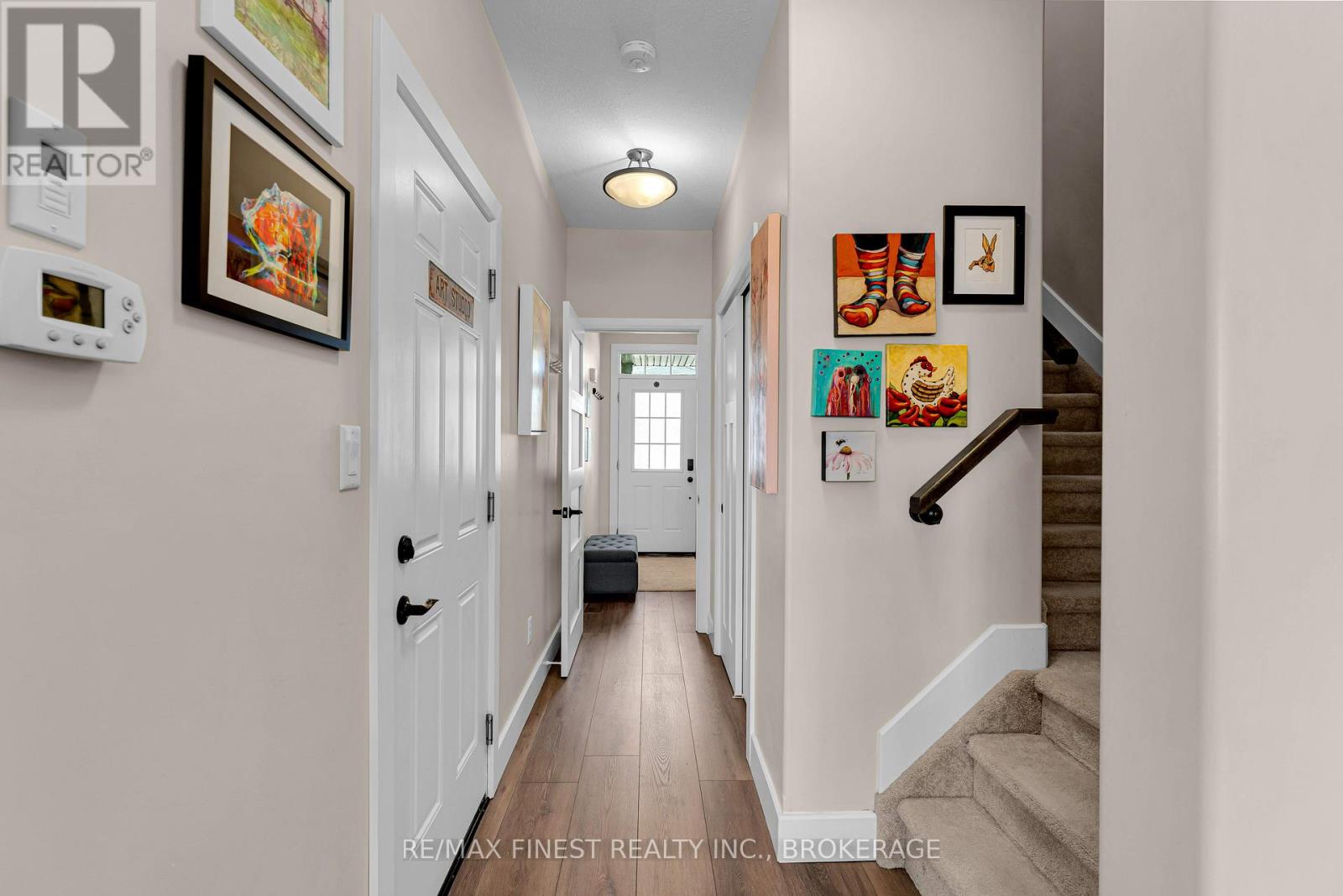 106 DR RICHARD JAMES CRESCENT - 7