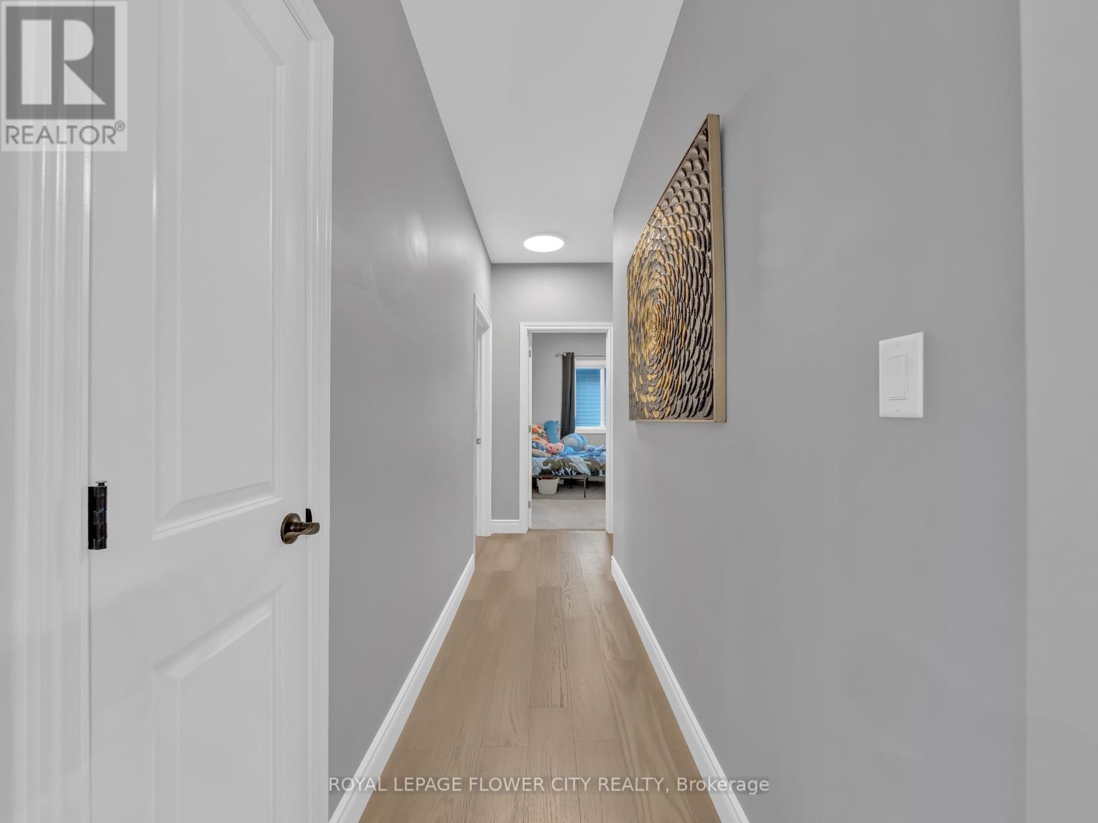 49 KINGSBRIDGE DRIVE - 16