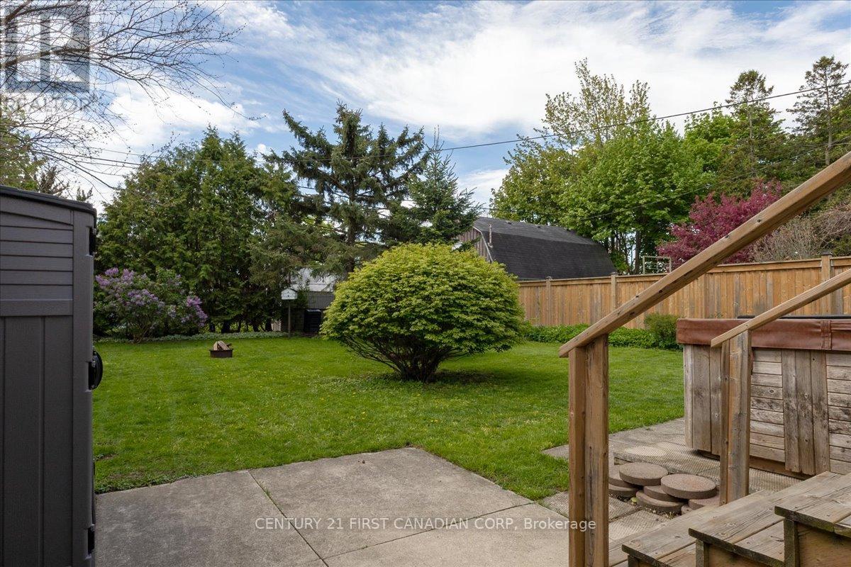 747 WHETTER AVENUE - 37