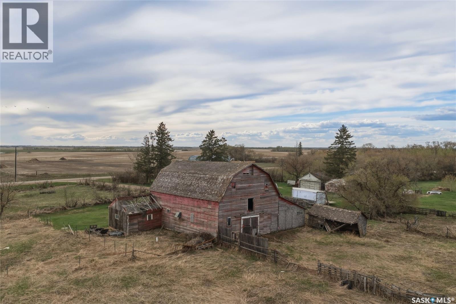 Hagel Acreage Rosthern - 11