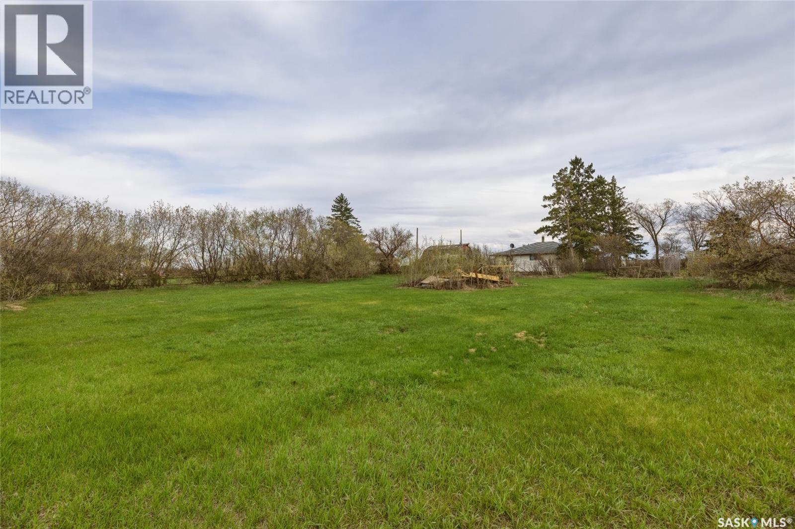 Hagel Acreage Rosthern - 21