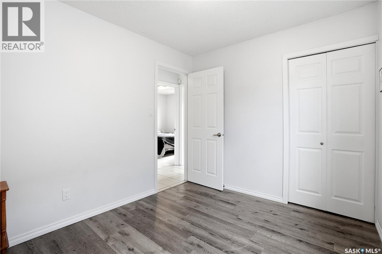 5851 Ehrle CRESCENT - 21