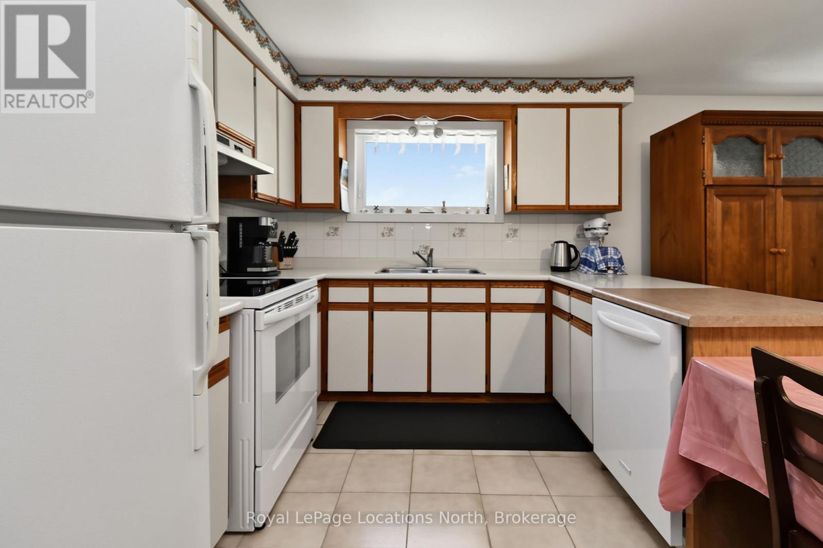 83 WILHELM STREET - 5
