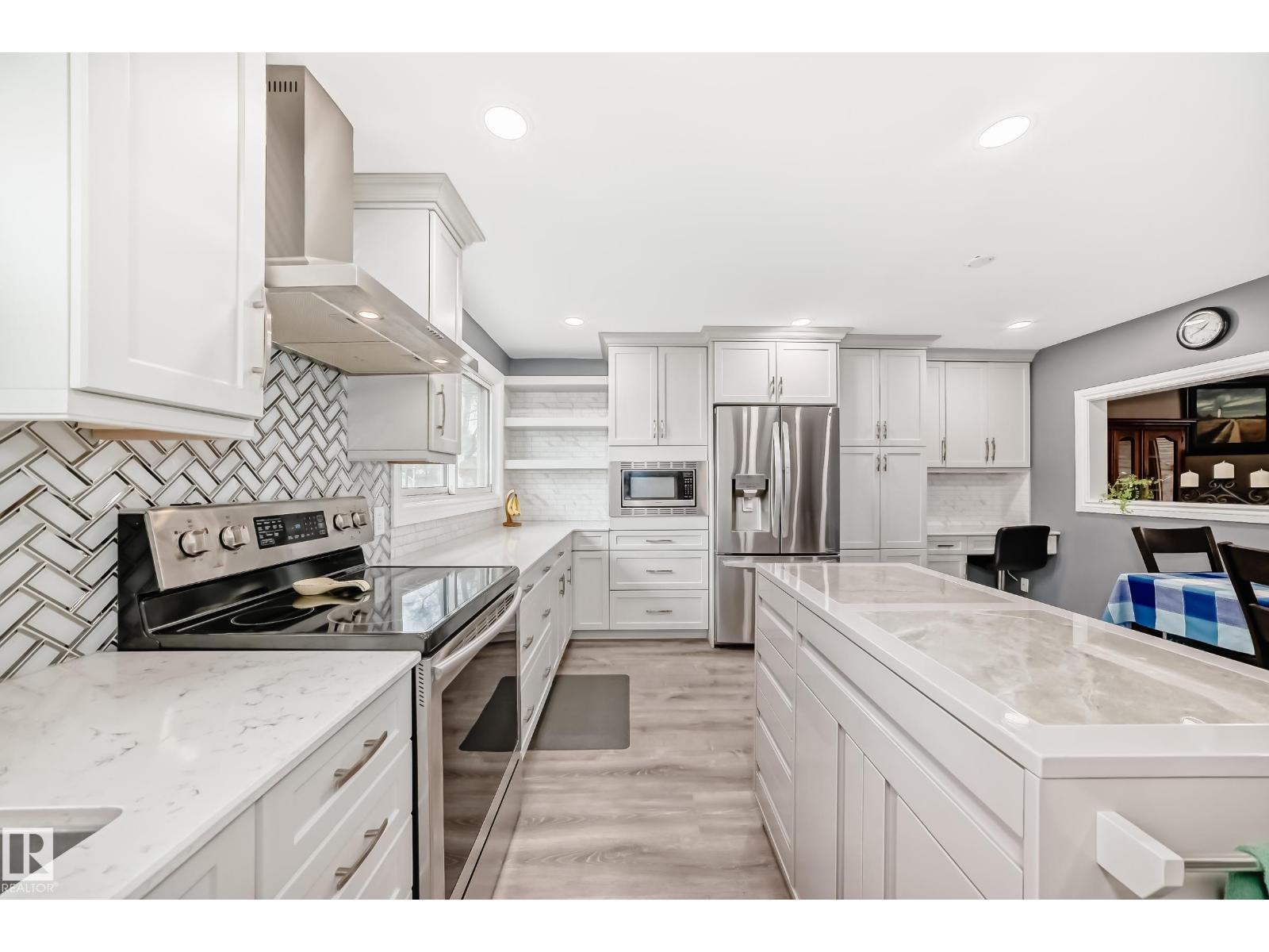 4006 115 AV NW - 4