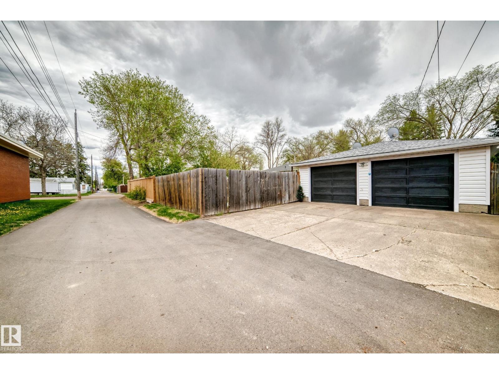 4006 115 AV NW - 59