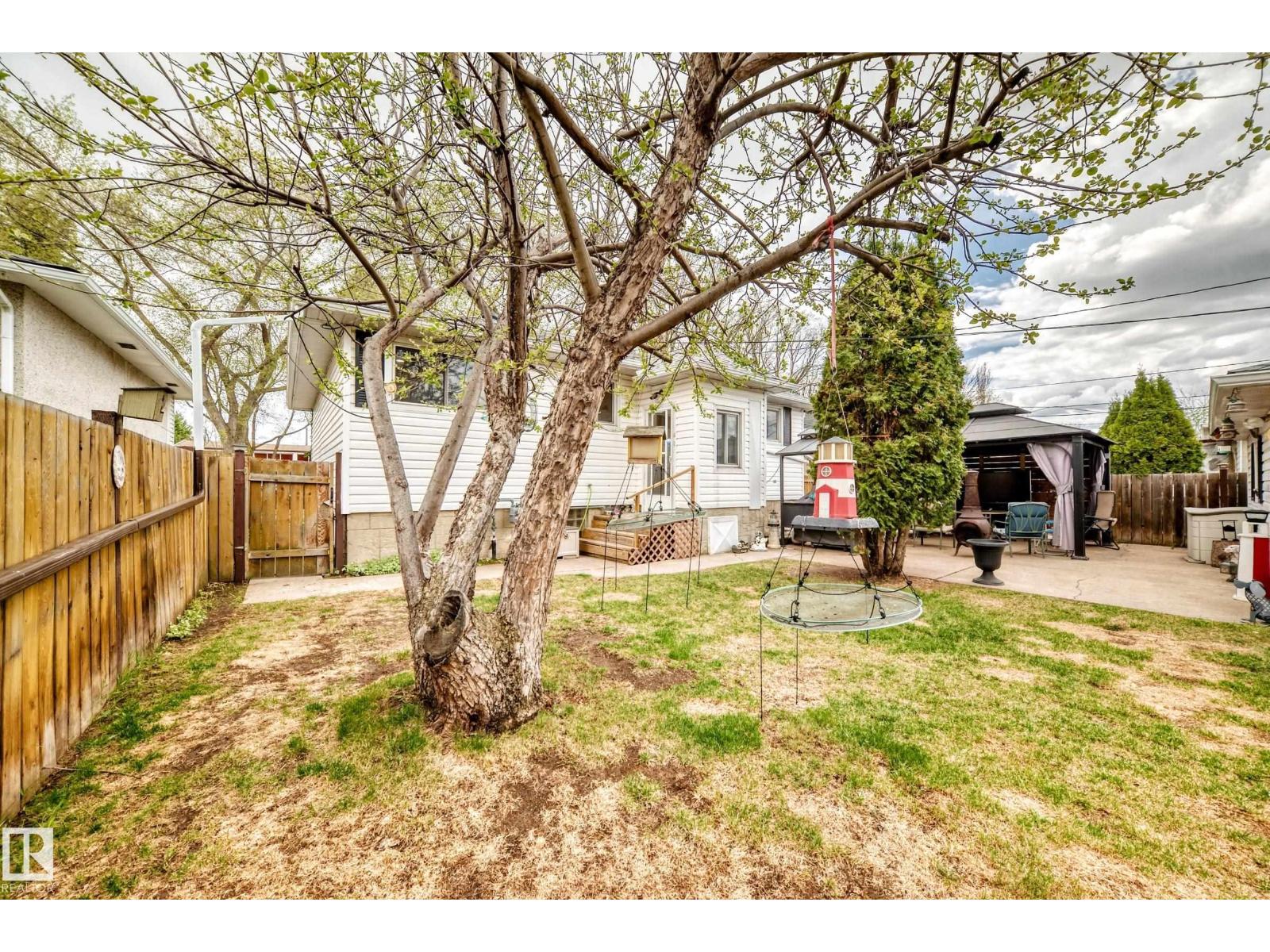 4006 115 AV NW - 54