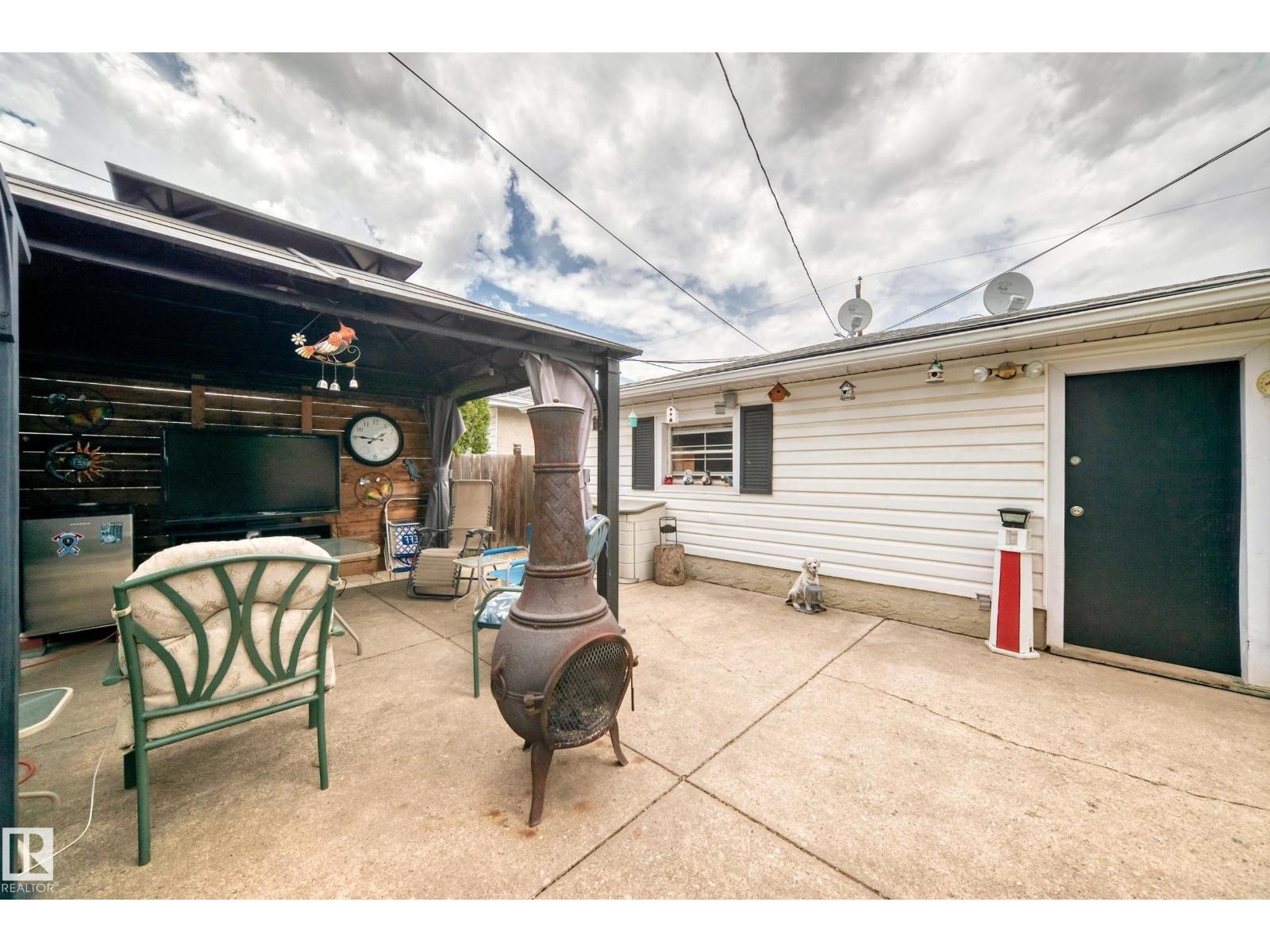 4006 115 AV NW - 52