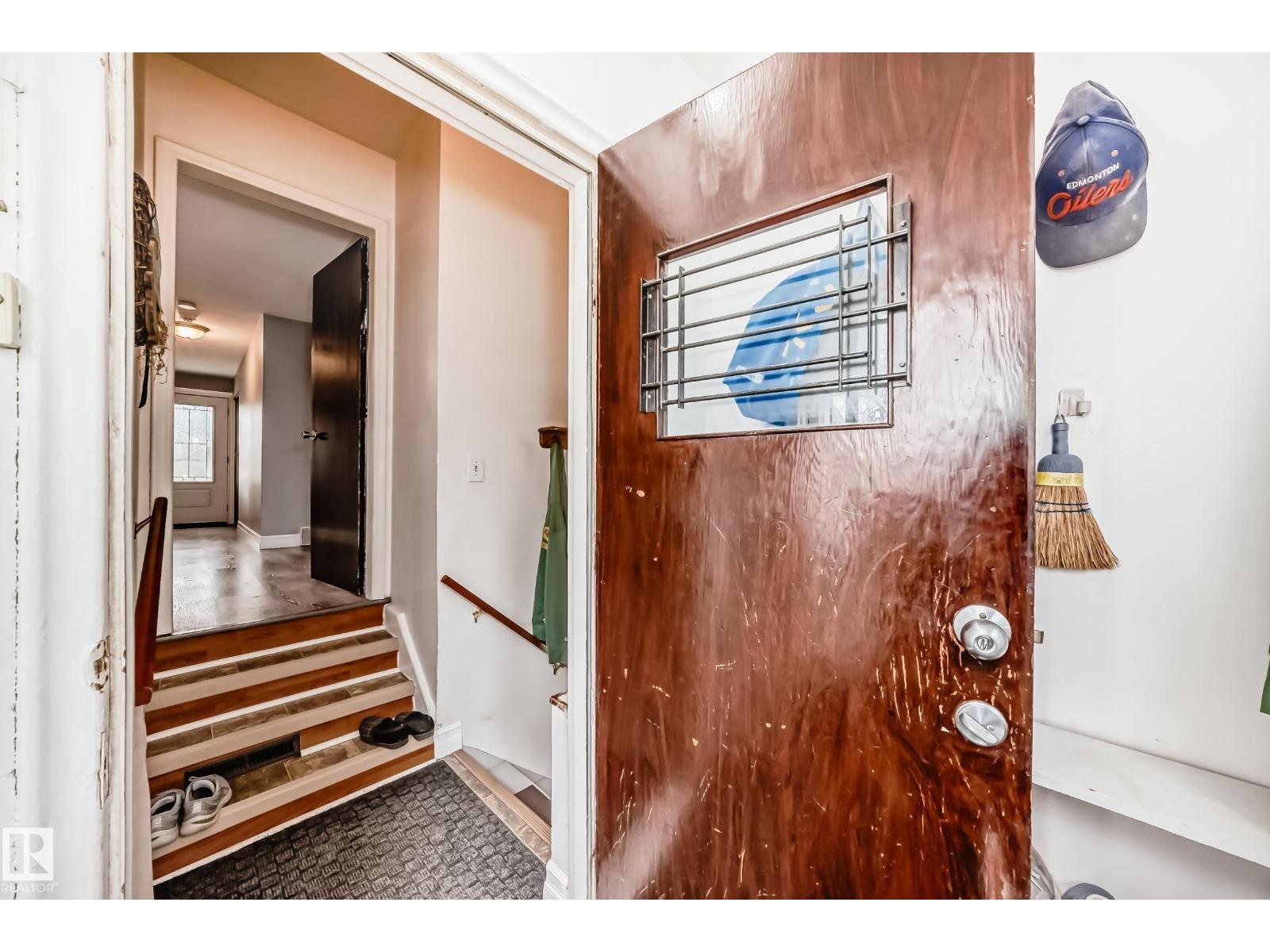 4006 115 AV NW - 26